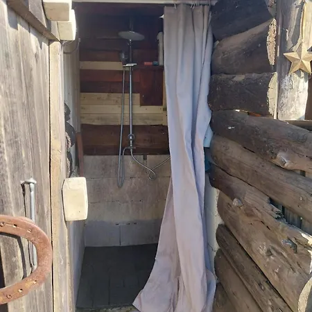 Insolite Au Sein D Un Ranch Poilhes